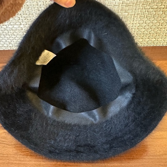 VTG 1990s Black Angora Bucket Hat by DNY - Picture 7 of 9